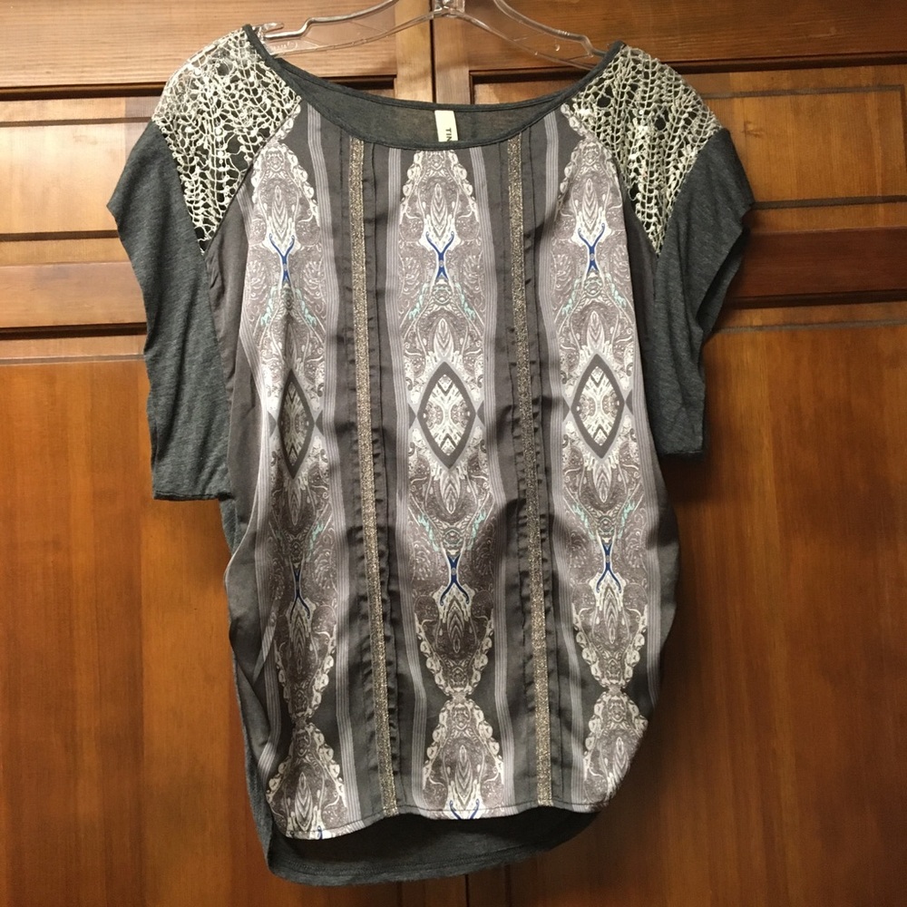 Gray dress shirt, size XS.